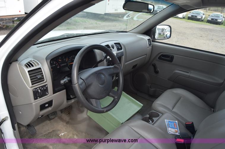 image for item L3768 2008 Chevrolet Colorado Ext. Cab pickup truck
