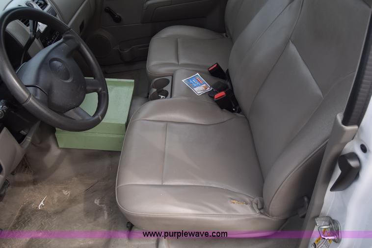 image for item L3768 2008 Chevrolet Colorado Ext. Cab pickup truck