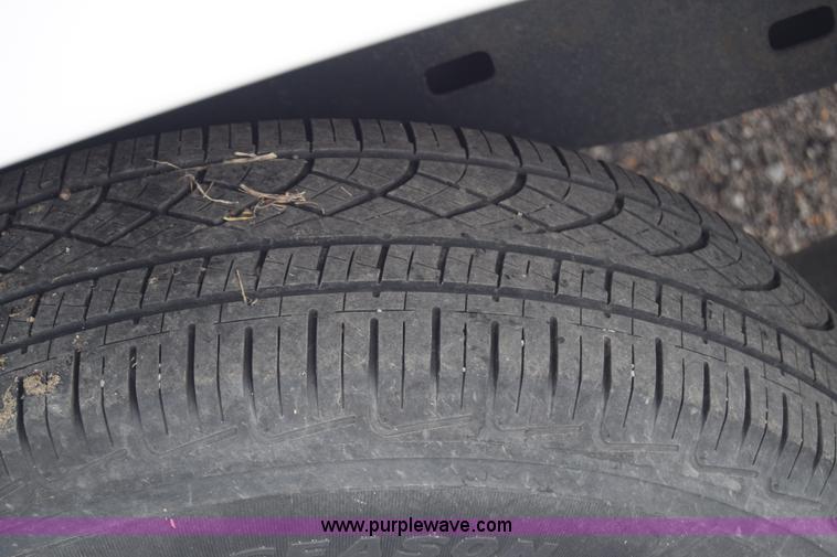 image for item L3768 2008 Chevrolet Colorado Ext. Cab pickup truck