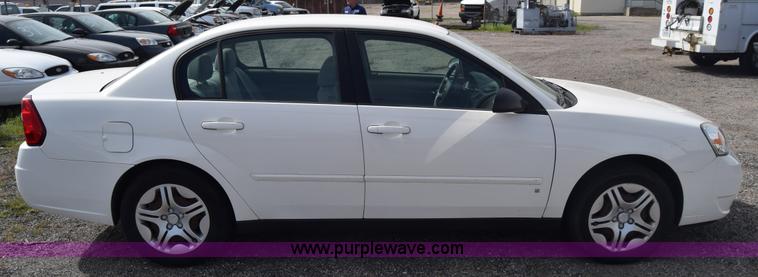 image for item L3769 2007 Chevrolet Malibu LS