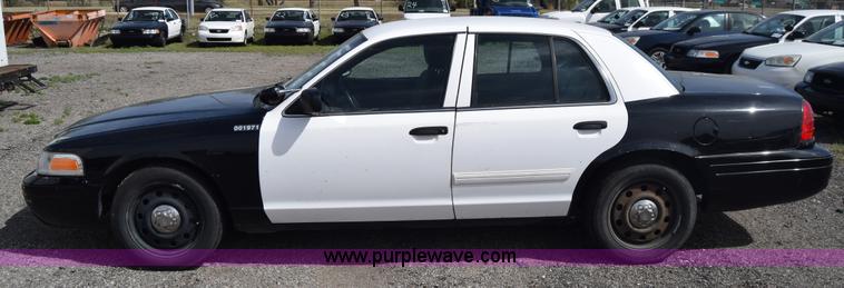 image for item L3770 2009 Ford Crown Victoria Police Interceptor