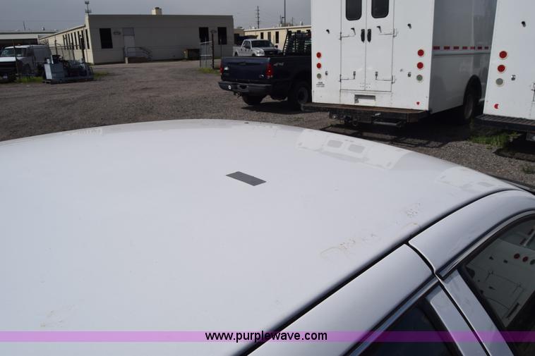 image for item L3770 2009 Ford Crown Victoria Police Interceptor