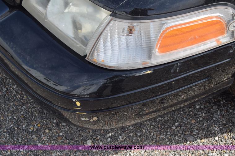 image for item L3770 2009 Ford Crown Victoria Police Interceptor