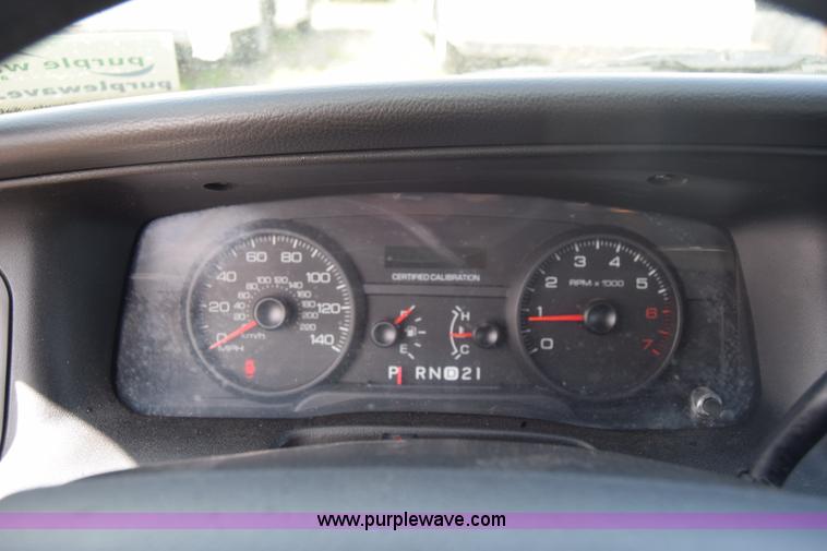 image for item L3771 2010 Ford Crown Victoria Police Interceptor