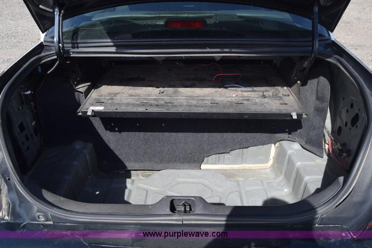 image for item L3771 2010 Ford Crown Victoria Police Interceptor