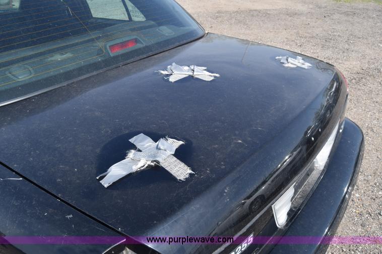 image for item L3771 2010 Ford Crown Victoria Police Interceptor