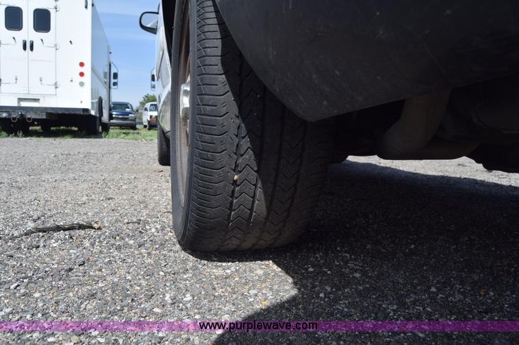 image for item L3771 2010 Ford Crown Victoria Police Interceptor