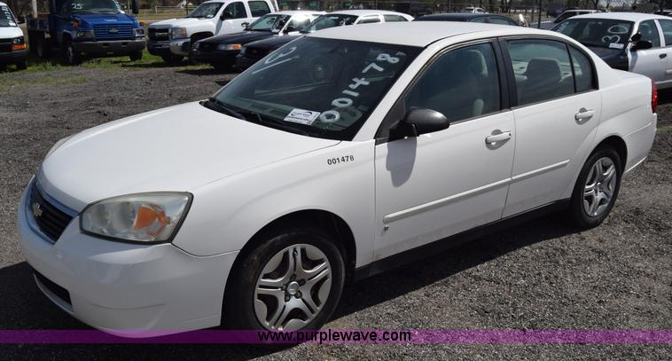 image for item L3772 2007 Chevrolet Malibu LS