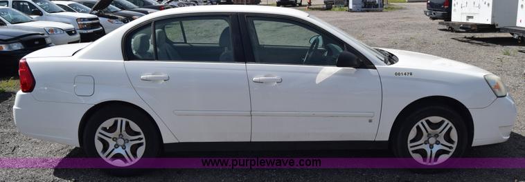 image for item L3772 2007 Chevrolet Malibu LS