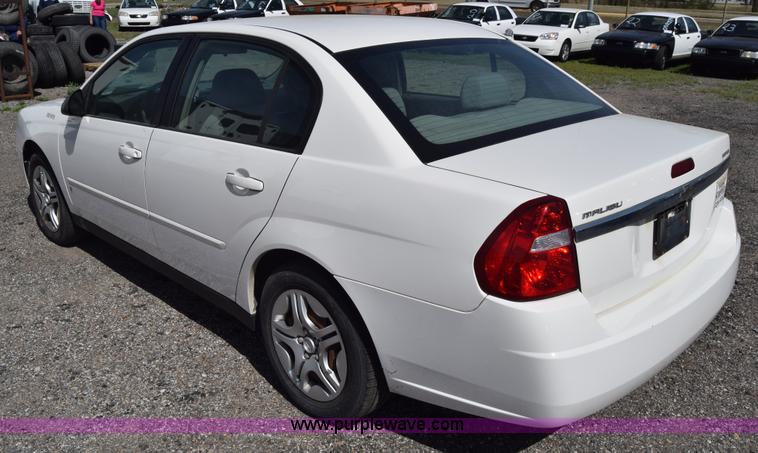 image for item L3772 2007 Chevrolet Malibu LS