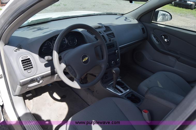 image for item L3772 2007 Chevrolet Malibu LS