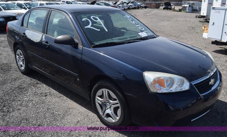 image for item L3774 2007 Chevrolet Malibu LS