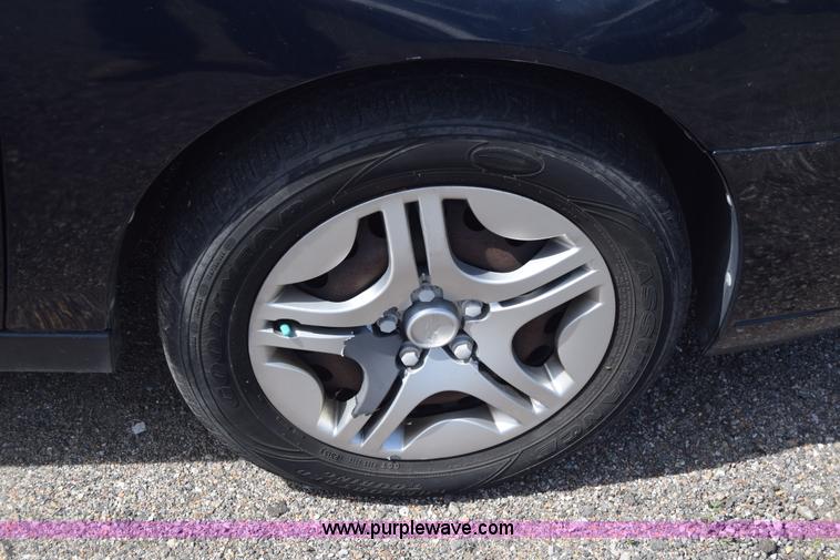 image for item L3774 2007 Chevrolet Malibu LS