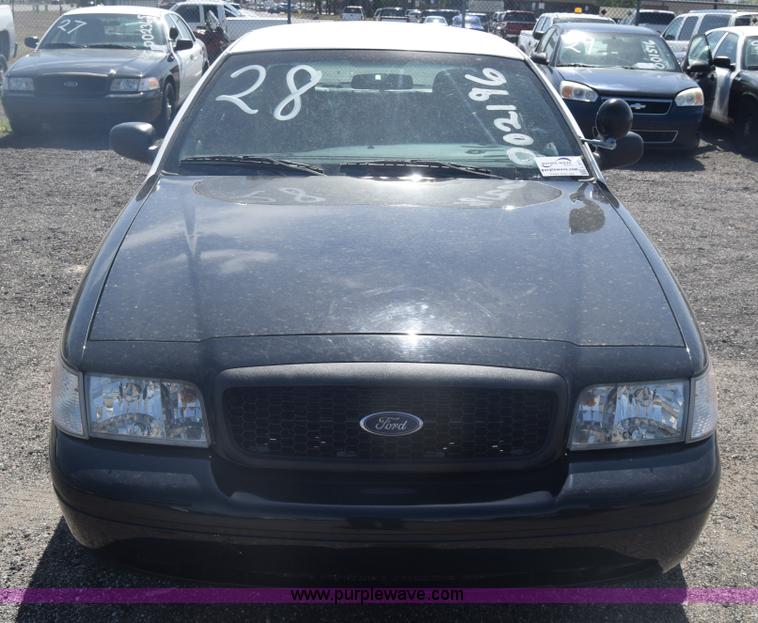 image for item L3775 2010 Ford Crown Victoria Police Interceptor