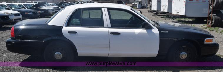 image for item L3775 2010 Ford Crown Victoria Police Interceptor