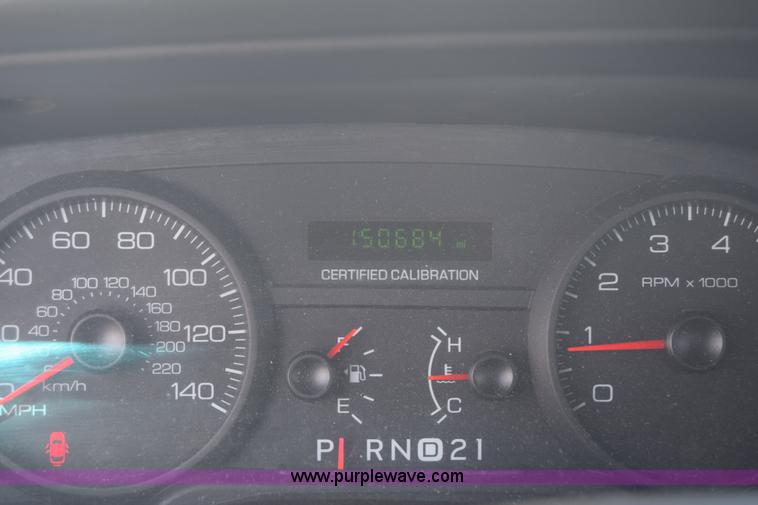 image for item L3775 2010 Ford Crown Victoria Police Interceptor