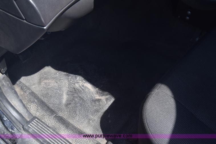 image for item L3775 2010 Ford Crown Victoria Police Interceptor