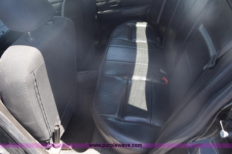 image for item L3775 2010 Ford Crown Victoria Police Interceptor