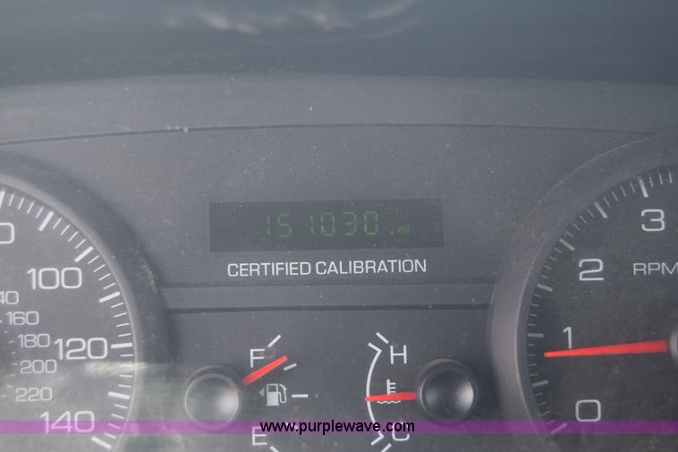 image for item L3776 2011 Ford Crown Victoria Police Interceptor