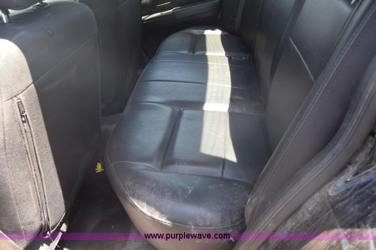 image for item L3776 2011 Ford Crown Victoria Police Interceptor