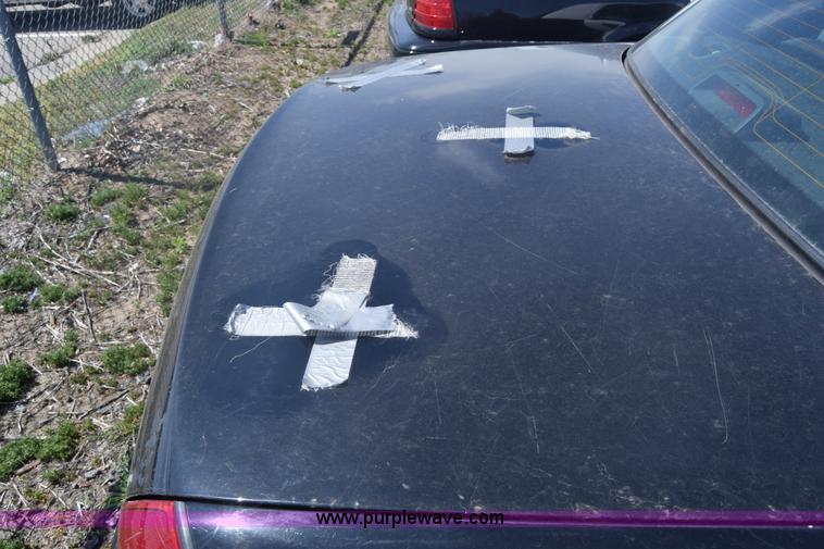 image for item L3776 2011 Ford Crown Victoria Police Interceptor