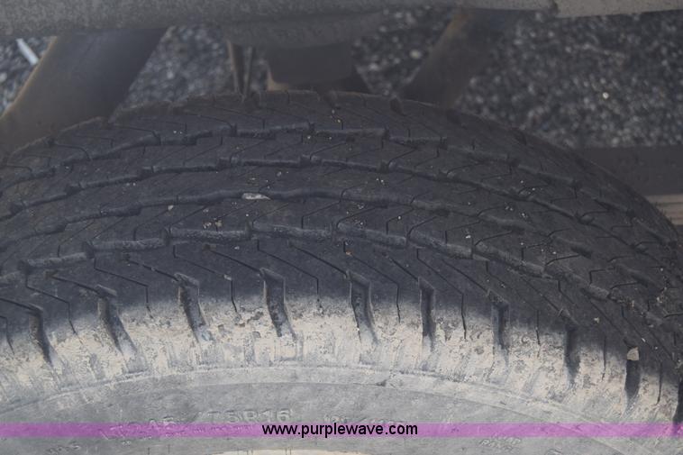 image for item L3777 2007 Chevrolet Silverado 2500HD Crew Cab pickup truck