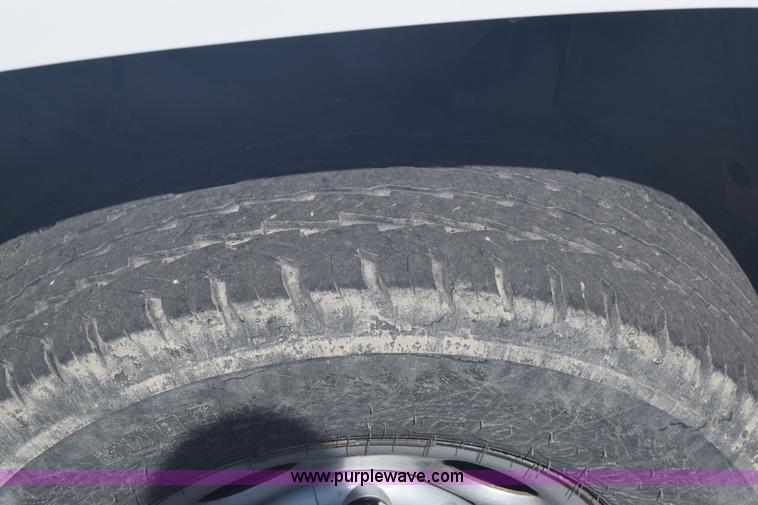 image for item L3777 2007 Chevrolet Silverado 2500HD Crew Cab pickup truck