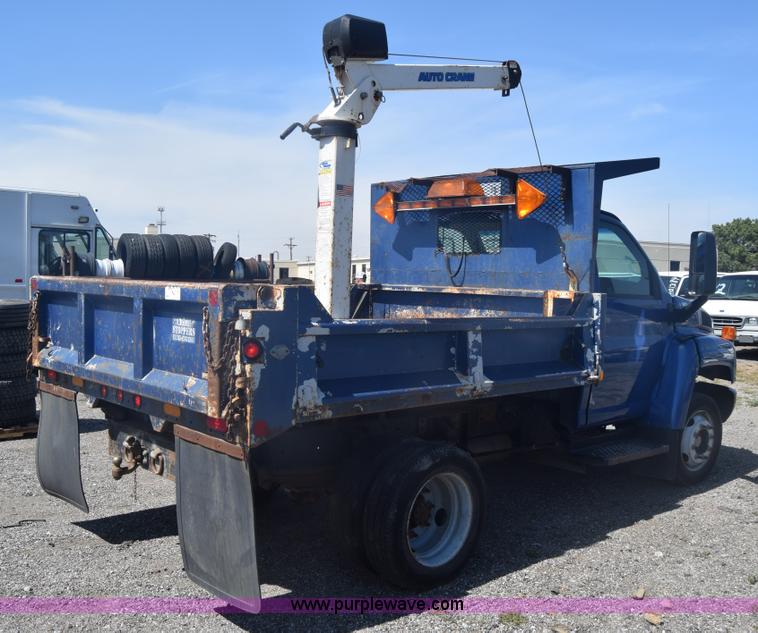 image for item L3778 2003 Chevrolet C4500 dump truck