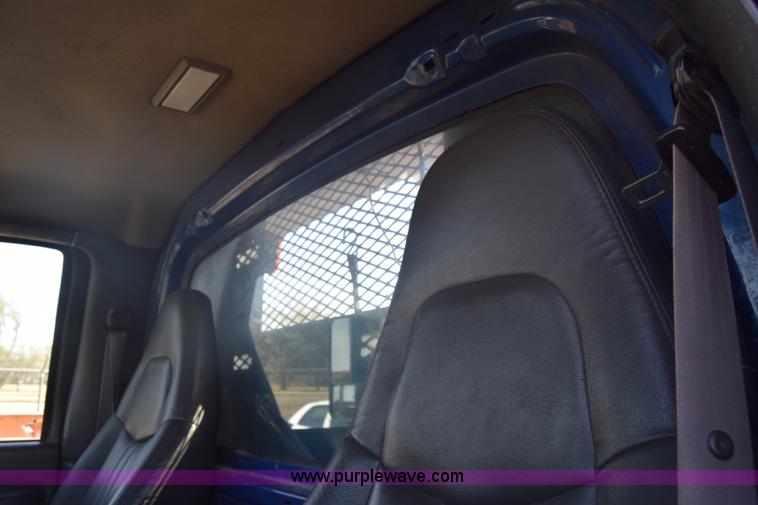 image for item L3778 2003 Chevrolet C4500 dump truck