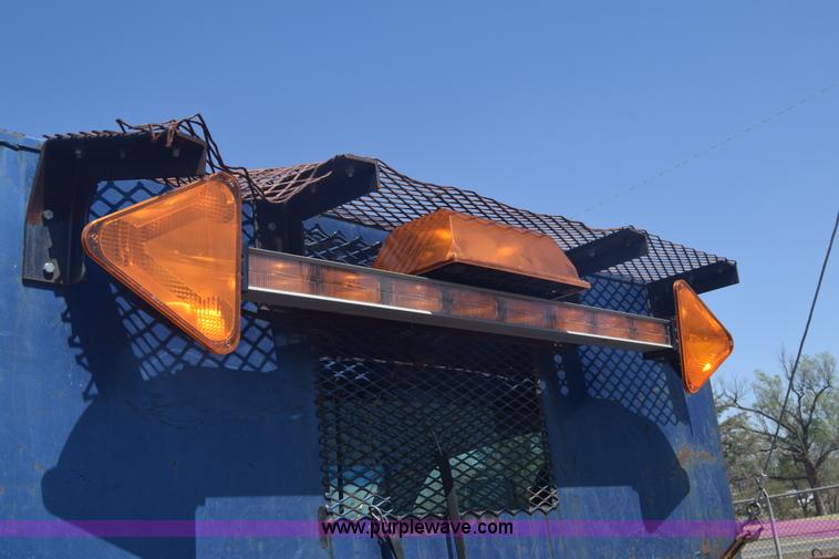 image for item L3778 2003 Chevrolet C4500 dump truck