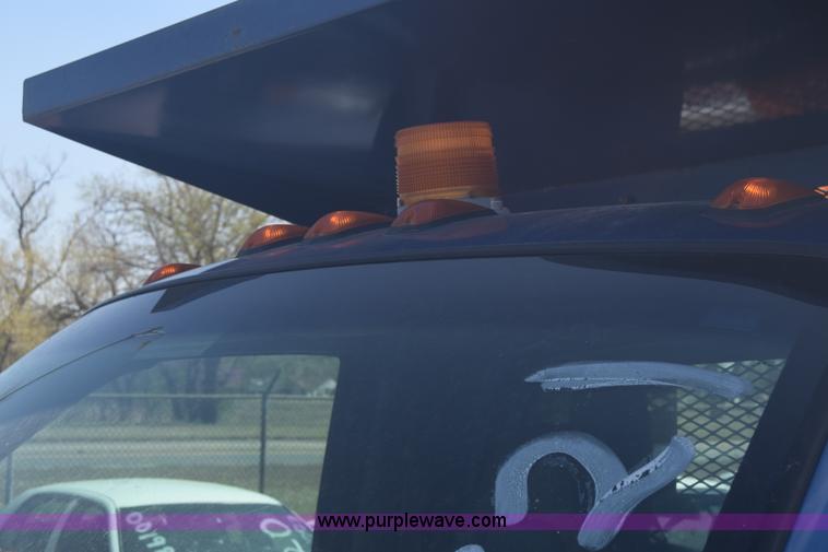 image for item L3778 2003 Chevrolet C4500 dump truck