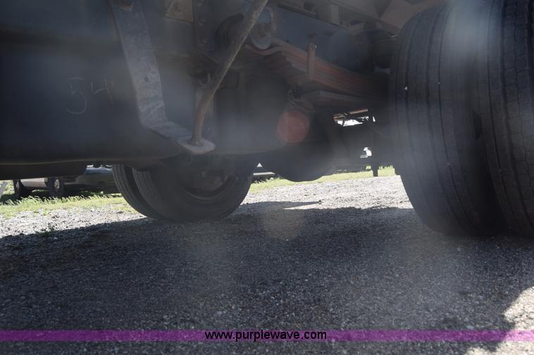 image for item L3778 2003 Chevrolet C4500 dump truck