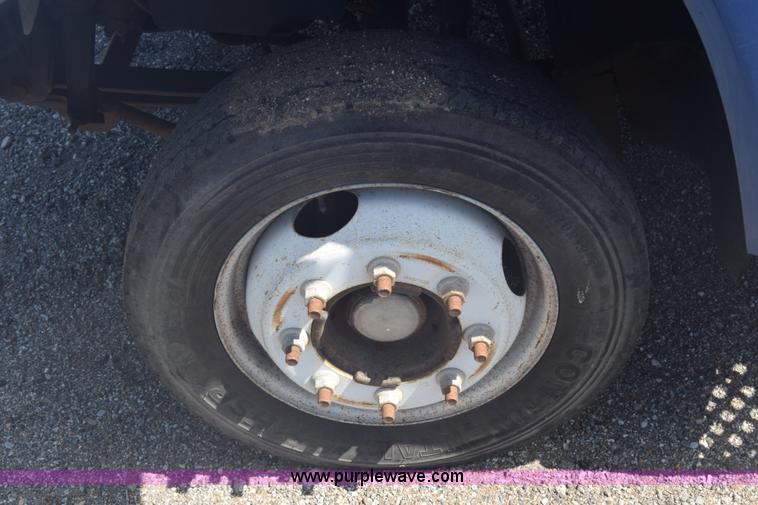 image for item L3778 2003 Chevrolet C4500 dump truck