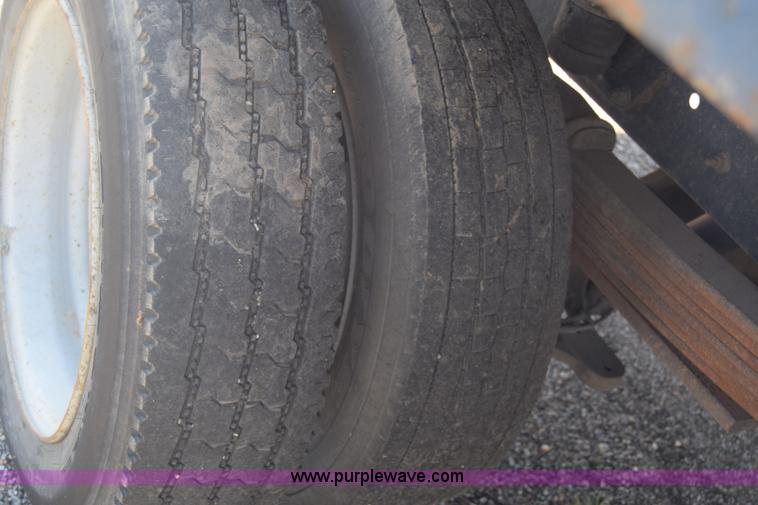 image for item L3778 2003 Chevrolet C4500 dump truck