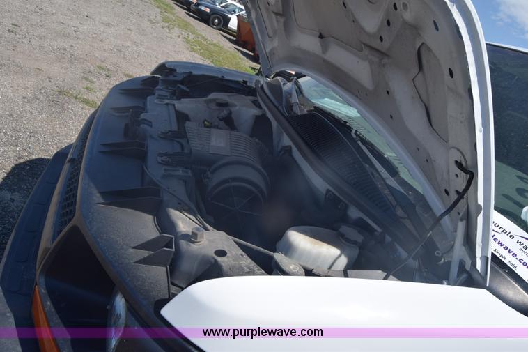 image for item L3779 2007 Chevrolet Express 2500 Cargo van