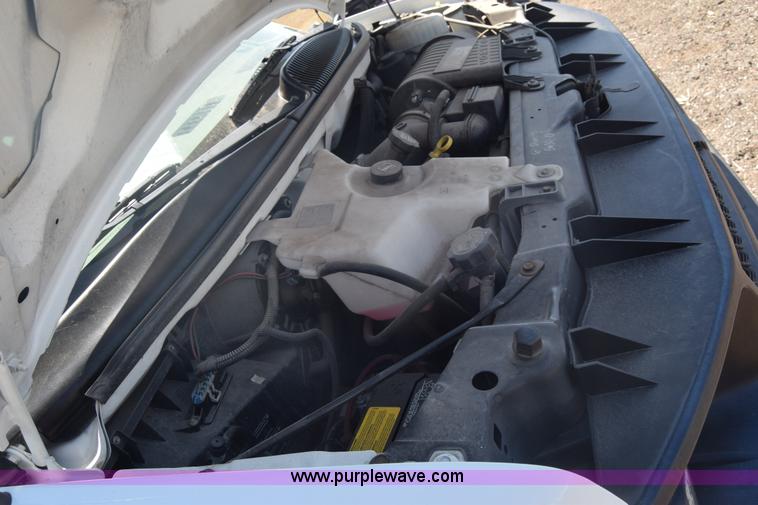 image for item L3779 2007 Chevrolet Express 2500 Cargo van