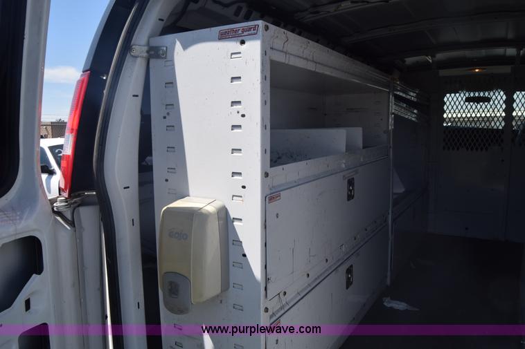 image for item L3779 2007 Chevrolet Express 2500 Cargo van