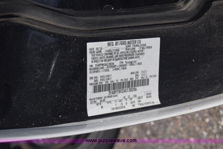 image for item L3780 2010 Ford Crown Victoria Police Interceptor