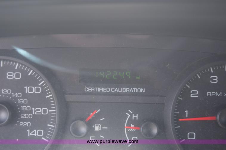 image for item L3780 2010 Ford Crown Victoria Police Interceptor