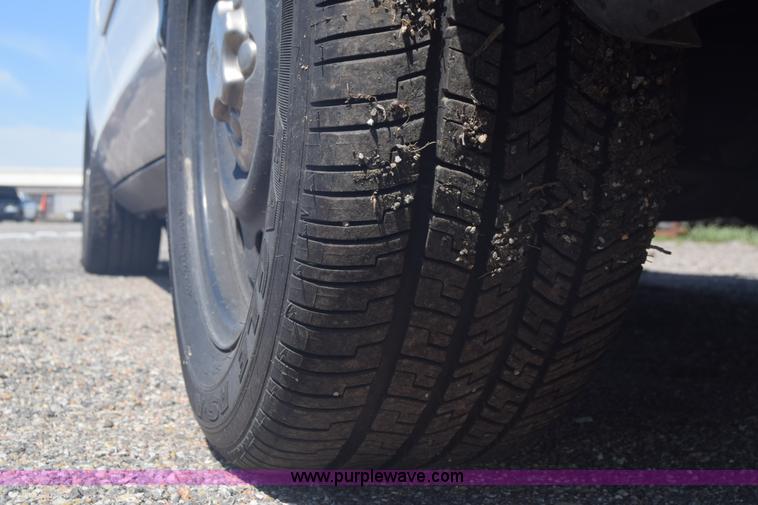 image for item L3780 2010 Ford Crown Victoria Police Interceptor