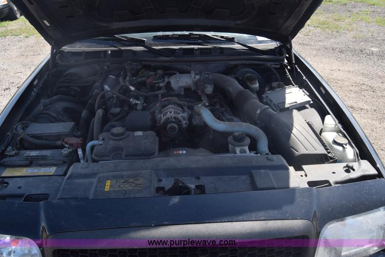 image for item L3781 2011 Ford Crown Victoria Police Interceptor