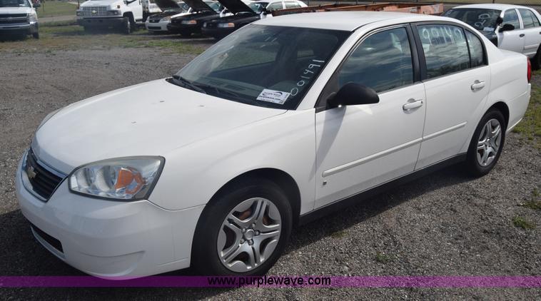 image for item L3782 2007 Chevrolet Malibu LS