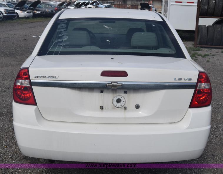 image for item L3782 2007 Chevrolet Malibu LS