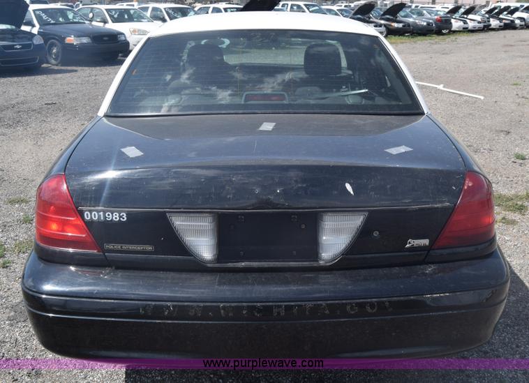 image for item L3783 2009 Ford Crown Victoria Police Interceptor