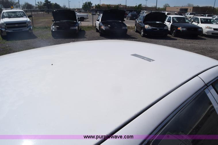 image for item L3783 2009 Ford Crown Victoria Police Interceptor