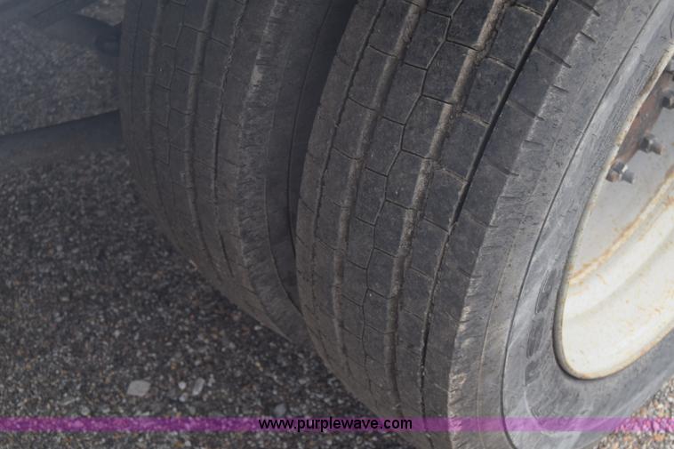 image for item L3789 2006 Chevrolet C4500 dump truck