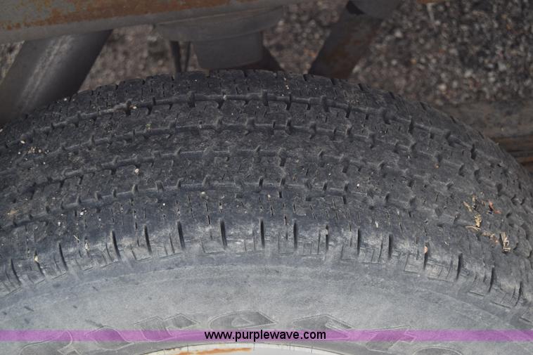 image for item L3790 2007 Chevrolet Silverado 2500HD Crew Cab pickup truck