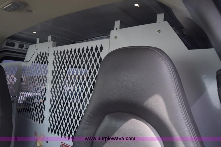 image for item L3792 2007 Chevrolet Express 2500 Cargo van