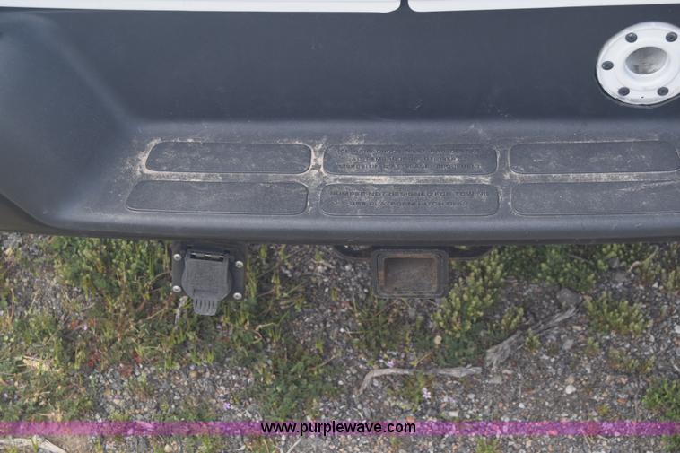 image for item L3792 2007 Chevrolet Express 2500 Cargo van