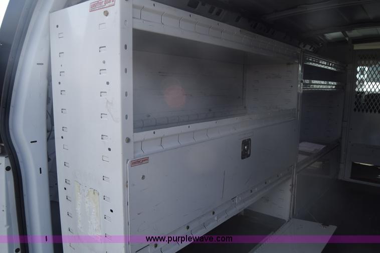 image for item L3793 2007 Chevrolet Express 2500 Cargo van